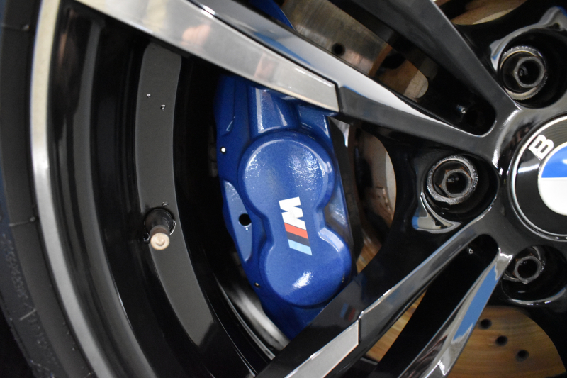 BMW Mシリーズ M2 6速MT LCI後期 ﾋｰﾀｰ付黒革 ｱﾀﾞﾌﾟﾃｨﾌﾞﾍｷｻｺﾞﾅﾙLEDﾍｯﾄﾞﾗｲﾄ&ﾃｰﾙ ﾀｯﾁﾊﾟﾈﾙHDDﾅﾋﾞBｶﾒﾗ 19AW 車線逸脱&歩行者警告 衝突軽減ﾌﾞﾚｰｷ ｶｰﾎﾞﾝｲﾝﾃﾘｱ ｽﾏｰﾄｷｰ 2年保証