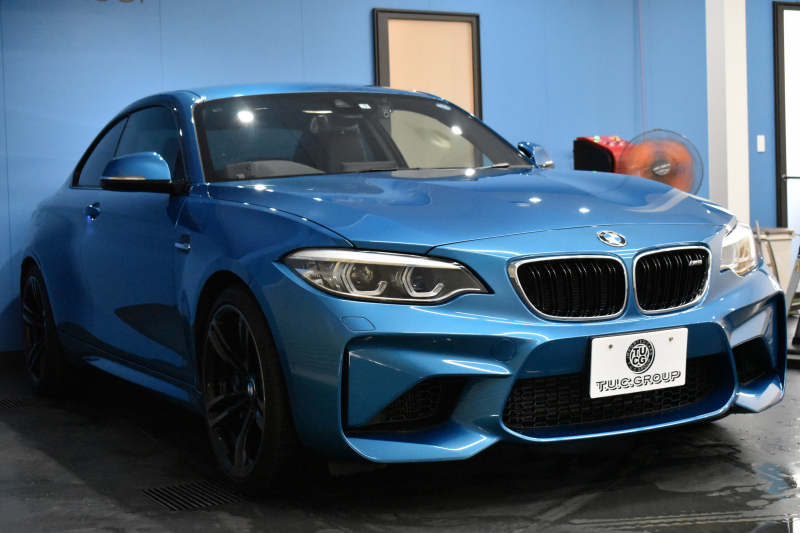 BMW Mシリーズ M2 6速MT LCI後期 ﾋｰﾀｰ付黒革 ｱﾀﾞﾌﾟﾃｨﾌﾞﾍｷｻｺﾞﾅﾙLEDﾍｯﾄﾞﾗｲﾄ&ﾃｰﾙ ﾀｯﾁﾊﾟﾈﾙHDDﾅﾋﾞBｶﾒﾗ 19AW 車線逸脱&歩行者警告 衝突軽減ﾌﾞﾚｰｷ ｶｰﾎﾞﾝｲﾝﾃﾘｱ ｽﾏｰﾄｷｰ 2年保証