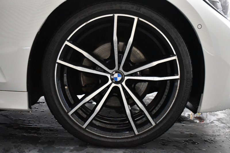 BMW 3シリーズ 320i Mｽﾎﾟｰﾂ G20型 ｺﾝﾌｫｰﾄP ﾋｰﾀｰ付黒革 ｵﾌﾟｼｮﾝ19AW ﾀｯﾁﾊﾟﾈﾙﾅﾋﾞBｶﾒﾗ ｱｯﾌﾟﾙｶｰﾌﾟﾚｲ  追従ACC LEDﾍｯﾄﾞﾗｲﾄ 電動ﾄﾗﾝｸ 側面衝突&車線変更&逸脱&歩行者警告 液晶ﾒｰﾀｰ 後退ｱｼｽﾄ Pｱｼｽﾄ ｱｸﾃｨﾌﾞPDC緊急ﾌﾞﾚｰｷ  2年保証