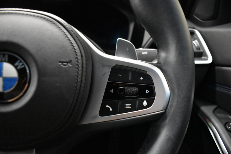 BMW 3シリーズ 320i Mｽﾎﾟｰﾂ G20型 ｺﾝﾌｫｰﾄP ﾋｰﾀｰ付黒革 ｵﾌﾟｼｮﾝ19AW ﾀｯﾁﾊﾟﾈﾙﾅﾋﾞBｶﾒﾗ ｱｯﾌﾟﾙｶｰﾌﾟﾚｲ  追従ACC LEDﾍｯﾄﾞﾗｲﾄ 電動ﾄﾗﾝｸ 側面衝突&車線変更&逸脱&歩行者警告 液晶ﾒｰﾀｰ 後退ｱｼｽﾄ Pｱｼｽﾄ ｱｸﾃｨﾌﾞPDC緊急ﾌﾞﾚｰｷ  2年保証