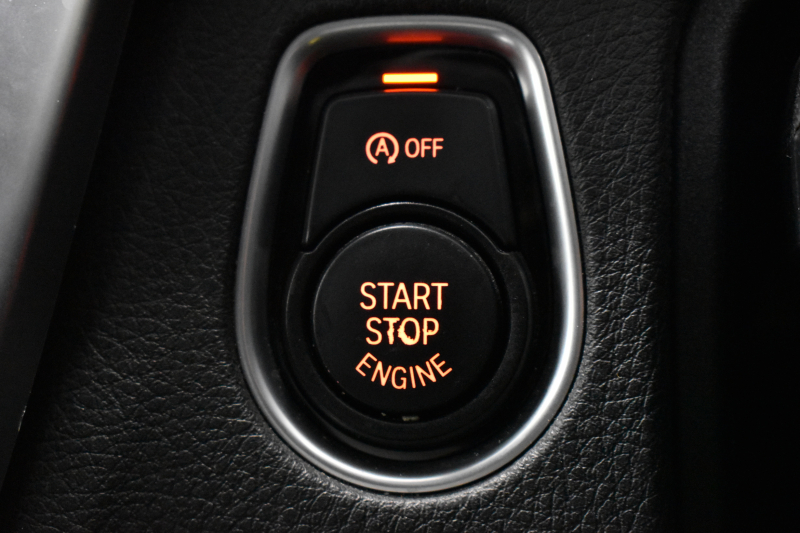 BMW 3シリーズ 320i ｸﾞﾗﾝﾂｰﾘｽﾓ Mｽﾎﾟｰﾂ 追従ACC ﾌﾙｾｸﾞTV  車線逸脱&歩行者警告 衝突軽減B 電動Rｹﾞｰﾄ 電格Rｳｲﾝｸﾞ ﾊﾟﾄﾞﾙｼﾌﾄ ｱﾙｶﾝﾀｰﾗ電動ｽﾎﾟｰﾂｼｰﾄ 18AW ﾀｯﾁﾊﾟｯﾄﾞﾅﾋﾞBｶﾒﾗ iｽﾄｯﾌﾟ ｽﾏｰﾄｷｰ2年保証