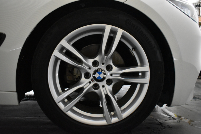 BMW 3シリーズ 320i ｸﾞﾗﾝﾂｰﾘｽﾓ Mｽﾎﾟｰﾂ 追従ACC ﾌﾙｾｸﾞTV  車線逸脱&歩行者警告 衝突軽減B 電動Rｹﾞｰﾄ 電格Rｳｲﾝｸﾞ ﾊﾟﾄﾞﾙｼﾌﾄ ｱﾙｶﾝﾀｰﾗ電動ｽﾎﾟｰﾂｼｰﾄ 18AW ﾀｯﾁﾊﾟｯﾄﾞﾅﾋﾞBｶﾒﾗ iｽﾄｯﾌﾟ ｽﾏｰﾄｷｰ2年保証