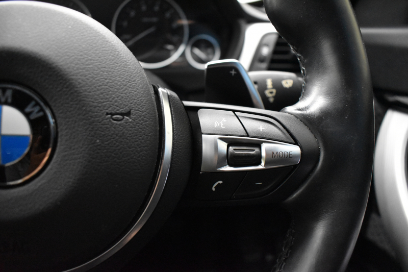 BMW 3シリーズ 320i ｸﾞﾗﾝﾂｰﾘｽﾓ Mｽﾎﾟｰﾂ 追従ACC ﾌﾙｾｸﾞTV  車線逸脱&歩行者警告 衝突軽減B 電動Rｹﾞｰﾄ 電格Rｳｲﾝｸﾞ ﾊﾟﾄﾞﾙｼﾌﾄ ｱﾙｶﾝﾀｰﾗ電動ｽﾎﾟｰﾂｼｰﾄ 18AW ﾀｯﾁﾊﾟｯﾄﾞﾅﾋﾞBｶﾒﾗ iｽﾄｯﾌﾟ ｽﾏｰﾄｷｰ2年保証