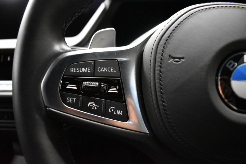 BMW 1シリーズ M135i xDrive ﾌﾙﾀｲﾑ4WD ﾃﾞﾋﾞｭｰP ｺﾝﾌｫｰﾄP ﾅﾋﾞｹﾞｰｼｮﾝP 可変ｻｽﾍﾟﾝｼｮﾝ Mｽﾎﾟｰﾂﾌﾞﾚｰｷ ACC Pｱｼｽﾄ BMWﾗｲﾌﾞｺｯｸﾋﾟｯﾄ ﾋｰﾀｰ付ｱﾙｶﾝﾀｰﾗｺﾝﾋﾞｽﾎﾟｰﾂｼｰﾄ 18AW ﾀｯﾁﾊﾟﾈﾙﾅﾋﾞ ｱｯﾌﾟﾙｶｰﾌﾟﾚｲ LEDﾍｯﾄﾞﾗｲﾄ 電動ﾘｱｹﾞｰﾄ 2年保証