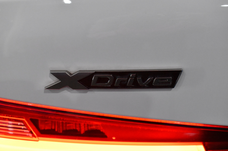 BMW 1シリーズ M135i xDrive ﾌﾙﾀｲﾑ4WD ﾃﾞﾋﾞｭｰP ｺﾝﾌｫｰﾄP ﾅﾋﾞｹﾞｰｼｮﾝP 可変ｻｽﾍﾟﾝｼｮﾝ Mｽﾎﾟｰﾂﾌﾞﾚｰｷ ACC Pｱｼｽﾄ BMWﾗｲﾌﾞｺｯｸﾋﾟｯﾄ ﾋｰﾀｰ付ｱﾙｶﾝﾀｰﾗｺﾝﾋﾞｽﾎﾟｰﾂｼｰﾄ 18AW ﾀｯﾁﾊﾟﾈﾙﾅﾋﾞ ｱｯﾌﾟﾙｶｰﾌﾟﾚｲ LEDﾍｯﾄﾞﾗｲﾄ 電動ﾘｱｹﾞｰﾄ 2年保証