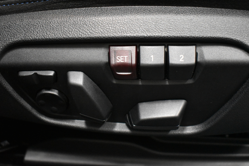 BMW 1シリーズ M135i xDrive ﾌﾙﾀｲﾑ4WD ﾃﾞﾋﾞｭｰP ｺﾝﾌｫｰﾄP ﾅﾋﾞｹﾞｰｼｮﾝP 可変ｻｽﾍﾟﾝｼｮﾝ Mｽﾎﾟｰﾂﾌﾞﾚｰｷ ACC Pｱｼｽﾄ BMWﾗｲﾌﾞｺｯｸﾋﾟｯﾄ ﾋｰﾀｰ付ｱﾙｶﾝﾀｰﾗｺﾝﾋﾞｽﾎﾟｰﾂｼｰﾄ ﾀｯﾁﾊﾟﾈﾙﾅﾋﾞ ｱｯﾌﾟﾙｶｰﾌﾟﾚｲ ﾍｷｻｺﾞﾅﾙLEDﾍｯﾄﾞﾗｲﾄ  2年保証