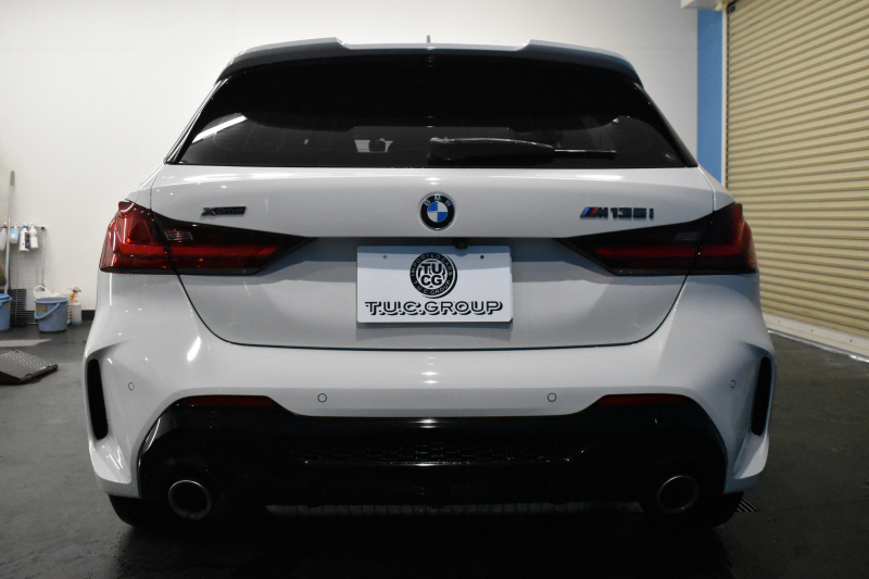 BMW 1シリーズ M135i xDrive ﾌﾙﾀｲﾑ4WD ﾃﾞﾋﾞｭｰP ｺﾝﾌｫｰﾄP ﾅﾋﾞｹﾞｰｼｮﾝP 可変ｻｽﾍﾟﾝｼｮﾝ Mｽﾎﾟｰﾂﾌﾞﾚｰｷ ACC Pｱｼｽﾄ BMWﾗｲﾌﾞｺｯｸﾋﾟｯﾄ ﾋｰﾀｰ付ｱﾙｶﾝﾀｰﾗｺﾝﾋﾞｽﾎﾟｰﾂｼｰﾄ ﾀｯﾁﾊﾟﾈﾙﾅﾋﾞ ｱｯﾌﾟﾙｶｰﾌﾟﾚｲ ﾍｷｻｺﾞﾅﾙLEDﾍｯﾄﾞﾗｲﾄ  2年保証