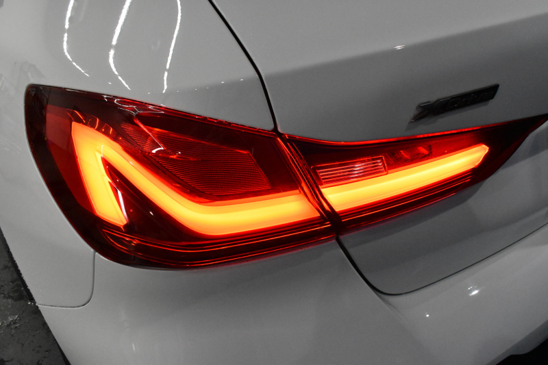 BMW 1シリーズ M135i xDrive ﾌﾙﾀｲﾑ4WD ﾃﾞﾋﾞｭｰP ｺﾝﾌｫｰﾄP ﾅﾋﾞｹﾞｰｼｮﾝP 可変ｻｽﾍﾟﾝｼｮﾝ Mｽﾎﾟｰﾂﾌﾞﾚｰｷ ACC Pｱｼｽﾄ BMWﾗｲﾌﾞｺｯｸﾋﾟｯﾄ ﾋｰﾀｰ付ｱﾙｶﾝﾀｰﾗｺﾝﾋﾞｽﾎﾟｰﾂｼｰﾄ ﾀｯﾁﾊﾟﾈﾙﾅﾋﾞ ｱｯﾌﾟﾙｶｰﾌﾟﾚｲ ﾍｷｻｺﾞﾅﾙLEDﾍｯﾄﾞﾗｲﾄ  2年保証