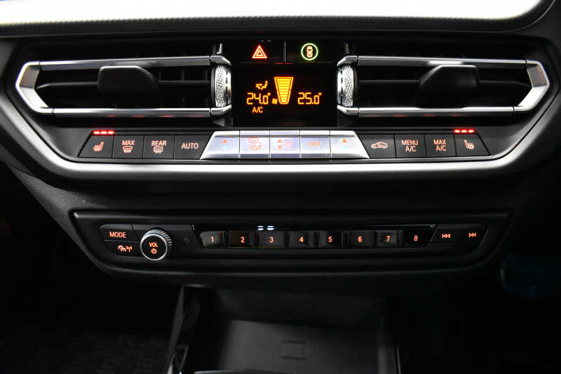 BMW 1シリーズ M135i xDrive ﾌﾙﾀｲﾑ4WD ﾃﾞﾋﾞｭｰP ｺﾝﾌｫｰﾄP ﾅﾋﾞｹﾞｰｼｮﾝP 可変ｻｽﾍﾟﾝｼｮﾝ Mｽﾎﾟｰﾂﾌﾞﾚｰｷ ACC Pｱｼｽﾄ BMWﾗｲﾌﾞｺｯｸﾋﾟｯﾄ ﾋｰﾀｰ付ｱﾙｶﾝﾀｰﾗｺﾝﾋﾞｽﾎﾟｰﾂｼｰﾄ ﾀｯﾁﾊﾟﾈﾙﾅﾋﾞ ｱｯﾌﾟﾙｶｰﾌﾟﾚｲ ﾍｷｻｺﾞﾅﾙLEDﾍｯﾄﾞﾗｲﾄ  2年保証