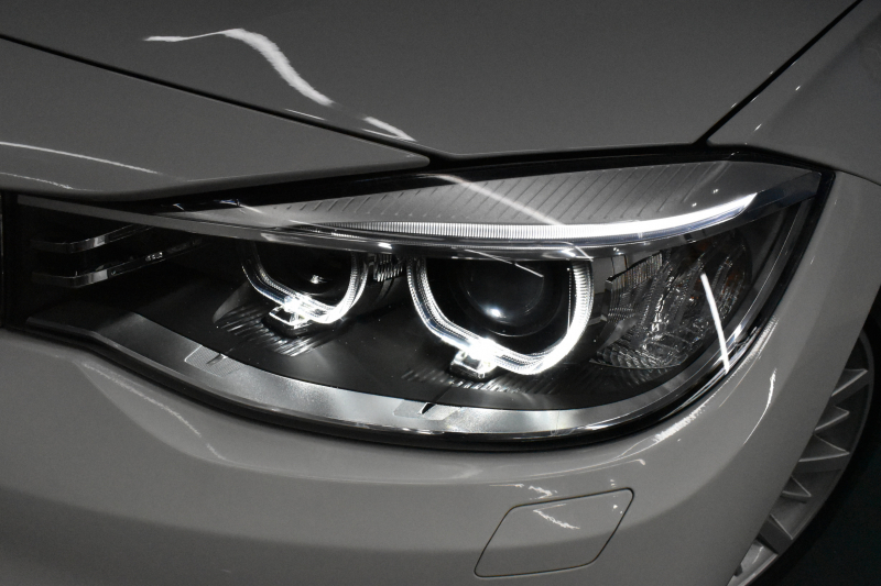 BMW 3シリーズ 320i ｸﾞﾗﾝﾂｰﾘｽﾓ ﾗｸﾞｼﾞｭｱﾘｰ  追従ACC ﾋｰﾀｰ付ﾍﾞｰｼﾞｭ革 車線逸脱&歩行者警告 衝突軽減B 電動Rｹﾞｰﾄ 電格Rｽﾎﾟｲﾗｰ ﾀｯﾁﾊﾟｯﾄﾞHDDﾅﾋﾞ Bｶﾒﾗ ﾘｱPDC ﾘﾝｸﾞ付ｷｾﾉﾝ ｽﾏｰﾄｷｰ iｽﾄｯﾌﾟ 2年保証