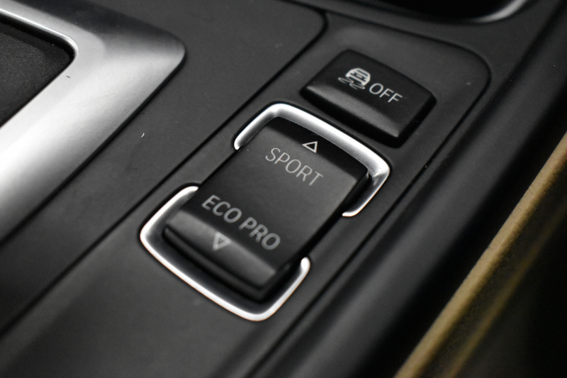 BMW 3シリーズ 320i ｸﾞﾗﾝﾂｰﾘｽﾓ ﾗｸﾞｼﾞｭｱﾘｰ  追従ACC ﾋｰﾀｰ付ﾍﾞｰｼﾞｭ革 車線逸脱&歩行者警告 衝突軽減B 電動Rｹﾞｰﾄ 電格Rｽﾎﾟｲﾗｰ ﾀｯﾁﾊﾟｯﾄﾞHDDﾅﾋﾞ Bｶﾒﾗ ﾘｱPDC ﾘﾝｸﾞ付ｷｾﾉﾝ ｽﾏｰﾄｷｰ iｽﾄｯﾌﾟ 2年保証