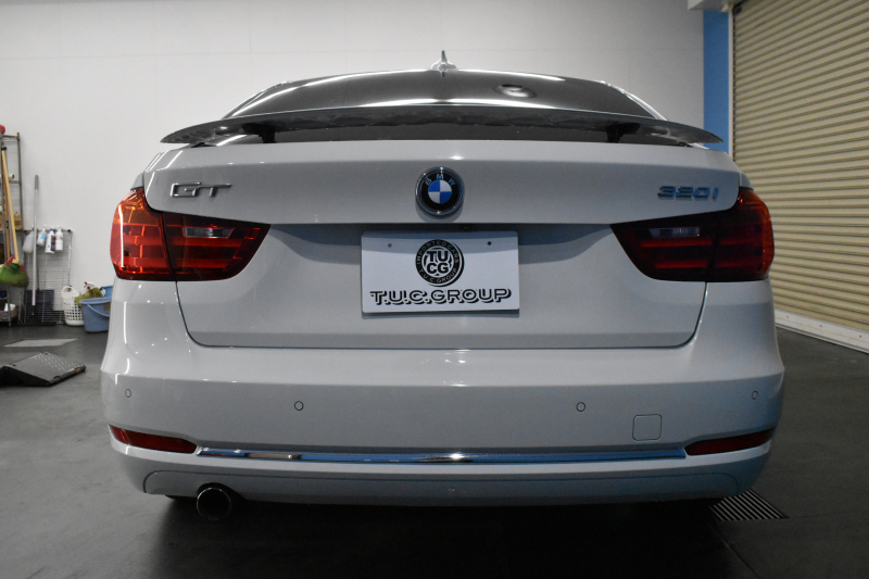 BMW 3シリーズ 320i ｸﾞﾗﾝﾂｰﾘｽﾓ ﾗｸﾞｼﾞｭｱﾘｰ  追従ACC ﾋｰﾀｰ付ﾍﾞｰｼﾞｭ革 車線逸脱&歩行者警告 衝突軽減B 電動Rｹﾞｰﾄ 電格Rｽﾎﾟｲﾗｰ ﾀｯﾁﾊﾟｯﾄﾞHDDﾅﾋﾞ Bｶﾒﾗ ﾘｱPDC ﾘﾝｸﾞ付ｷｾﾉﾝ ｽﾏｰﾄｷｰ iｽﾄｯﾌﾟ 2年保証