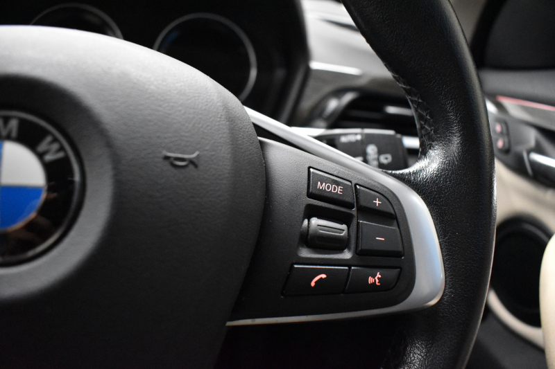 BMW X1 Xdrive18d Xﾗｲﾝ 4WD ﾊｲﾗｲﾝ&ｺﾝﾌｫｰﾄP ｱﾄﾞﾊﾞﾝｽﾄﾞｱｸﾃｨﾌﾞｾｰﾌﾃｨP 追従ACC HUD ﾋｰﾀｰ付電動ｵｲｽﾀｰ革 LEDﾍｯﾄﾞﾗｲﾄ 衝突軽減ﾌﾞﾚｰｷ 車線逸脱&歩行者警告 ﾀｯﾁﾊﾟﾈﾙiﾄﾞﾗｲﾌﾞﾅﾋﾞBｶﾒﾗ Pｱｼｽﾄ 前後PDC 電動ﾄﾗﾝｸ  ｽﾏｰﾄｷｰ 2年保証