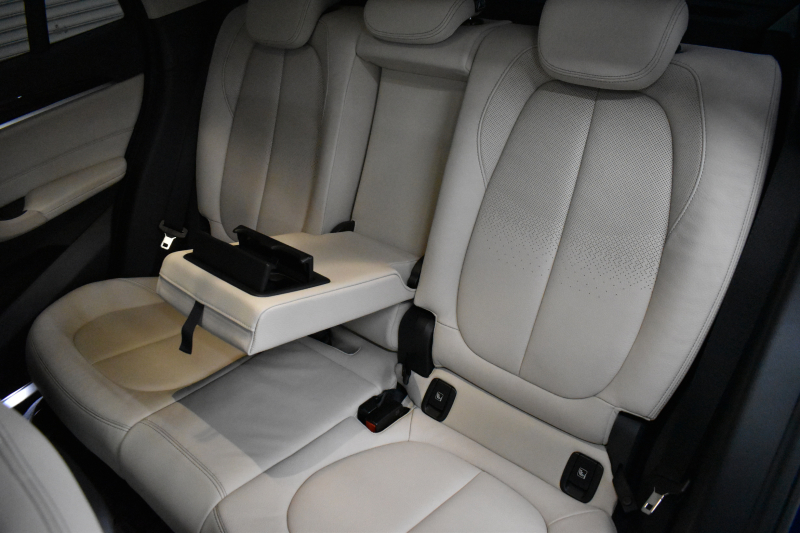 BMW X1 Xdrive18d Xﾗｲﾝ 4WD ﾊｲﾗｲﾝ&ｺﾝﾌｫｰﾄP ｱﾄﾞﾊﾞﾝｽﾄﾞｱｸﾃｨﾌﾞｾｰﾌﾃｨP 追従ACC HUD ﾋｰﾀｰ付電動ｵｲｽﾀｰ革 LEDﾍｯﾄﾞﾗｲﾄ 衝突軽減ﾌﾞﾚｰｷ 車線逸脱&歩行者警告 ﾀｯﾁﾊﾟﾈﾙiﾄﾞﾗｲﾌﾞﾅﾋﾞBｶﾒﾗ Pｱｼｽﾄ 前後PDC 電動ﾄﾗﾝｸ  ｽﾏｰﾄｷｰ 2年保証