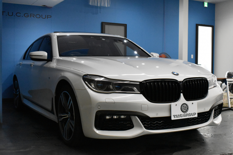 BMW 7シリーズ 740d XﾄﾞﾗｲﾌﾞMｽﾎﾟｰﾂ  4WD ｻﾝﾙｰﾌ ﾚｰｻﾞｰLED Fﾏｯｻｰｼﾞ&ﾍﾞﾝﾁﾚｰｼｮﾝ全席ﾋｰﾀｰ付黒革 ACC HUD ﾊｰﾏﾝｶｰﾄﾞﾝ ｼﾞｪｽﾁｬｰｺﾝﾄﾛｰﾙ ﾀｯﾁﾊﾟﾈﾙ対応HDDﾅﾋﾞ3Dﾋﾞｭｰ 車線変更&逸脱警告 液晶ﾒｰﾀｰ 電動ﾄﾗﾝｸ 20AW 2年保証