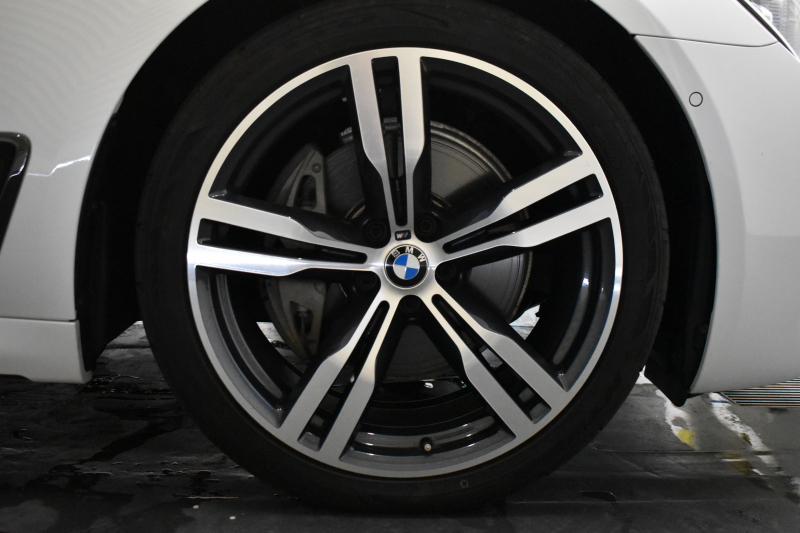 BMW 7シリーズ 740d XﾄﾞﾗｲﾌﾞMｽﾎﾟｰﾂ  4WD ｻﾝﾙｰﾌ ﾚｰｻﾞｰLED Fﾏｯｻｰｼﾞ&ﾍﾞﾝﾁﾚｰｼｮﾝ全席ﾋｰﾀｰ付黒革 ACC HUD ﾊｰﾏﾝｶｰﾄﾞﾝ ｼﾞｪｽﾁｬｰｺﾝﾄﾛｰﾙ ﾀｯﾁﾊﾟﾈﾙ対応HDDﾅﾋﾞ3Dﾋﾞｭｰ 車線変更&逸脱警告 液晶ﾒｰﾀｰ 電動ﾄﾗﾝｸ 20AW 2年保証