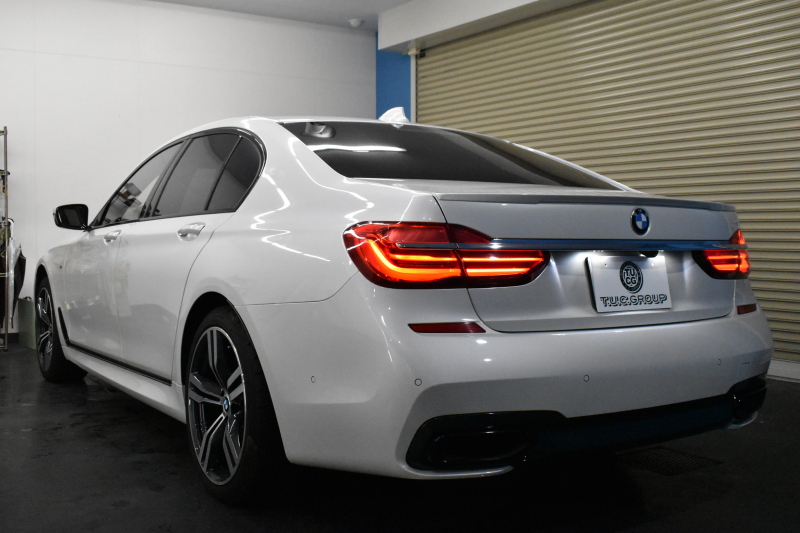 BMW 7シリーズ 740d XﾄﾞﾗｲﾌﾞMｽﾎﾟｰﾂ  4WD ｻﾝﾙｰﾌ ﾚｰｻﾞｰLED Fﾏｯｻｰｼﾞ&ﾍﾞﾝﾁﾚｰｼｮﾝ全席ﾋｰﾀｰ付黒革 ACC HUD ﾊｰﾏﾝｶｰﾄﾞﾝ ｼﾞｪｽﾁｬｰｺﾝﾄﾛｰﾙ ﾀｯﾁﾊﾟﾈﾙ対応HDDﾅﾋﾞ3Dﾋﾞｭｰ 車線変更&逸脱警告 液晶ﾒｰﾀｰ 電動ﾄﾗﾝｸ 20AW 2年保証