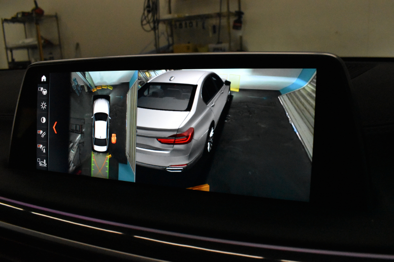 BMW 7シリーズ 740d XﾄﾞﾗｲﾌﾞMｽﾎﾟｰﾂ  4WD ｻﾝﾙｰﾌ ﾚｰｻﾞｰLED Fﾏｯｻｰｼﾞ&ﾍﾞﾝﾁﾚｰｼｮﾝ全席ﾋｰﾀｰ付黒革 ACC HUD ﾊｰﾏﾝｶｰﾄﾞﾝ ｼﾞｪｽﾁｬｰｺﾝﾄﾛｰﾙ ﾀｯﾁﾊﾟﾈﾙ対応HDDﾅﾋﾞ3Dﾋﾞｭｰ 車線変更&逸脱警告 液晶ﾒｰﾀｰ 電動ﾄﾗﾝｸ 20AW 2年保証