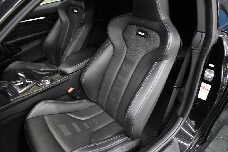 BMW Mシリーズ M4ｸｰﾍﾟ後期 MDCT ｱﾀﾞﾌﾟﾃｨﾌﾞMｻｽ ｱﾀﾞﾌﾟﾃｨﾌﾞﾍｷｻｺﾞﾅﾙLEDﾍｯﾄﾞﾗｲﾄ ﾋｰﾀｰ付黒革 ｶｰﾎﾞﾝﾙｰﾌ&ｲﾝﾃﾘｱ ﾀｯﾁﾊﾟﾈﾙﾅﾋﾞﾌﾙｾｸﾞBｶﾒﾗ前後PDC HUD 7速DCT ｵﾌﾟｼｮﾝ19AW 衝突軽減ﾌﾞﾚｰｷ 車線変更&車線逸脱&歩行者警告 2年保証
