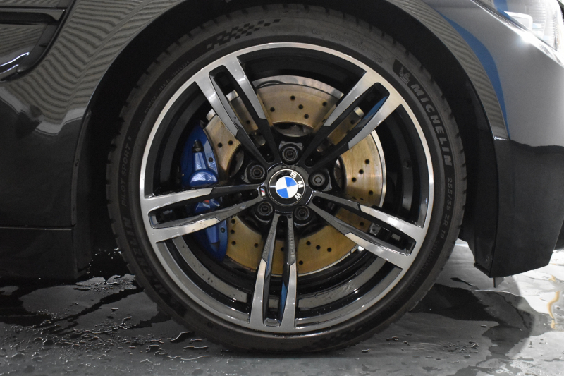 BMW Mシリーズ M4ｸｰﾍﾟ後期 MDCT ｱﾀﾞﾌﾟﾃｨﾌﾞMｻｽ ｱﾀﾞﾌﾟﾃｨﾌﾞﾍｷｻｺﾞﾅﾙLEDﾍｯﾄﾞﾗｲﾄ ﾋｰﾀｰ付黒革 ｶｰﾎﾞﾝﾙｰﾌ&ｲﾝﾃﾘｱ ﾀｯﾁﾊﾟﾈﾙﾅﾋﾞﾌﾙｾｸﾞBｶﾒﾗ前後PDC HUD 7速DCT ｵﾌﾟｼｮﾝ19AW 衝突軽減ﾌﾞﾚｰｷ 車線変更&車線逸脱&歩行者警告 2年保証