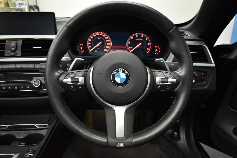 BMW 4シリーズ 440i ｶﾌﾞﾘｵﾚ Mｽﾎﾟｰﾂ LCI後期 ﾍｷｻｺﾞﾅﾙLEDﾍｯﾄﾞﾗｲﾄ 追従ACC HUD TOPﾋﾞｭｰ Pｱｼｽﾄ 直6ﾀｰﾎﾞ ﾋｰﾀｰ付黒革 液晶ﾒｰﾀｰ harman/kardon 車線変更&逸脱&歩行者&衝突警告 衝突軽減B 19AW ﾀｯﾁﾊﾟﾈﾙﾅﾋﾞBｶﾒﾗ 2年保証