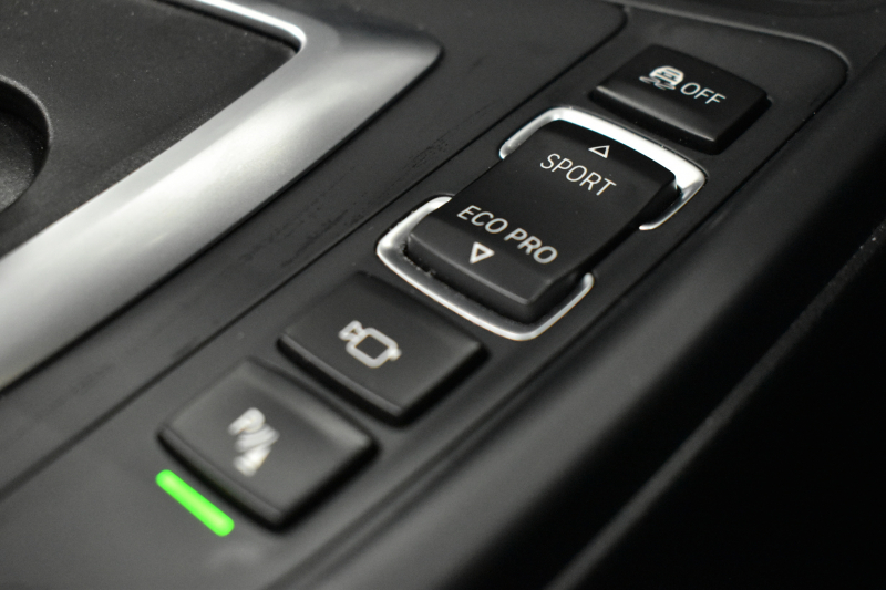 BMW 4シリーズ 440i ｶﾌﾞﾘｵﾚ Mｽﾎﾟｰﾂ LCI後期 ﾍｷｻｺﾞﾅﾙLEDﾍｯﾄﾞﾗｲﾄ 追従ACC HUD TOPﾋﾞｭｰ Pｱｼｽﾄ 直6ﾀｰﾎﾞ ﾋｰﾀｰ付黒革 液晶ﾒｰﾀｰ harman/kardon 車線変更&逸脱&歩行者&衝突警告 衝突軽減B 19AW ﾀｯﾁﾊﾟﾈﾙﾅﾋﾞBｶﾒﾗ 2年保証