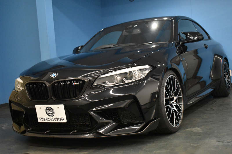 BMW Mシリーズ M2 ｺﾝﾍﾟﾃｨｼｮﾝ MDCT 7速DCT LCI後期 型式変更後ﾓﾃﾞﾙ KW車高調 MﾊﾟﾌｫｰﾏﾝｽFﾘｯﾌﾟｽﾎﾟｲﾗｰ ﾍｷｻｺﾞﾅﾙLEDﾍｯﾄﾞﾗｲﾄ&ﾃｰﾙ ﾋｰﾀｰ付黒革 ﾀｯﾁﾊﾟﾈﾙHDDﾅﾋﾞBｶﾒﾗ 19AW 車線逸脱&歩行者警告 衝突軽減ﾌﾞﾚｰｷ ｶｰﾎﾞﾝｲﾝﾃﾘｱ Mｼｰﾄﾍﾞﾙﾄ  2年保証