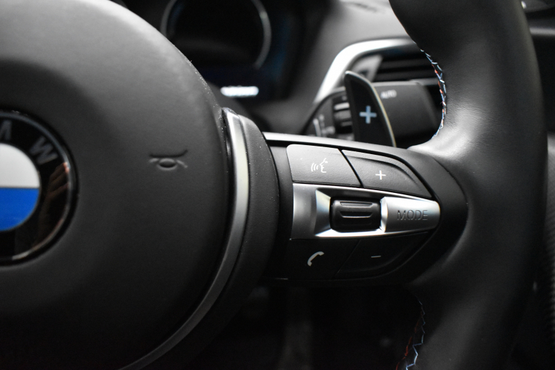 BMW Mシリーズ M2 ｺﾝﾍﾟﾃｨｼｮﾝ MDCT 7速DCT LCI後期 型式変更後ﾓﾃﾞﾙ KW車高調 MﾊﾟﾌｫｰﾏﾝｽFﾘｯﾌﾟｽﾎﾟｲﾗｰ ﾍｷｻｺﾞﾅﾙLEDﾍｯﾄﾞﾗｲﾄ&ﾃｰﾙ ﾋｰﾀｰ付黒革 ﾀｯﾁﾊﾟﾈﾙHDDﾅﾋﾞBｶﾒﾗ 19AW 車線逸脱&歩行者警告 衝突軽減ﾌﾞﾚｰｷ ｶｰﾎﾞﾝｲﾝﾃﾘｱ Mｼｰﾄﾍﾞﾙﾄ  2年保証