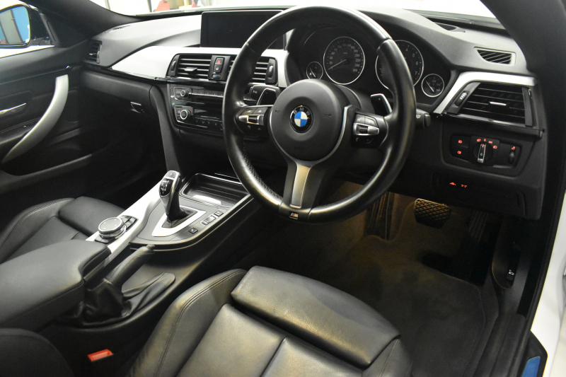 BMW 4シリーズ 435iｸﾞﾗﾝｸｰﾍﾟ Mｽﾎﾟｰﾂ 直6ﾀｰﾎﾞ ｱﾄﾞﾊﾞﾝｽﾄﾞｱｸﾃｨﾌﾞｾｰﾌﾃｨｰP 追従ACC HUD LEDﾍｯﾄﾞﾗｲﾄ ﾋｰﾀｰ付黒革 19AW 車線逸脱&歩行者警告 衝突軽減ﾌﾞﾚｰｷ ﾊﾟﾄﾞﾙS 専用ｴｱﾛ ﾀｯﾁﾊﾟｯﾄﾞﾅﾋﾞ ﾌﾙｾｸﾞ 前後PDC Bｶﾒﾗ 電動ﾄﾗﾝｸ ﾄﾞﾗﾊﾟﾌｫ ｽﾏｰﾄｷｰ 2年保証