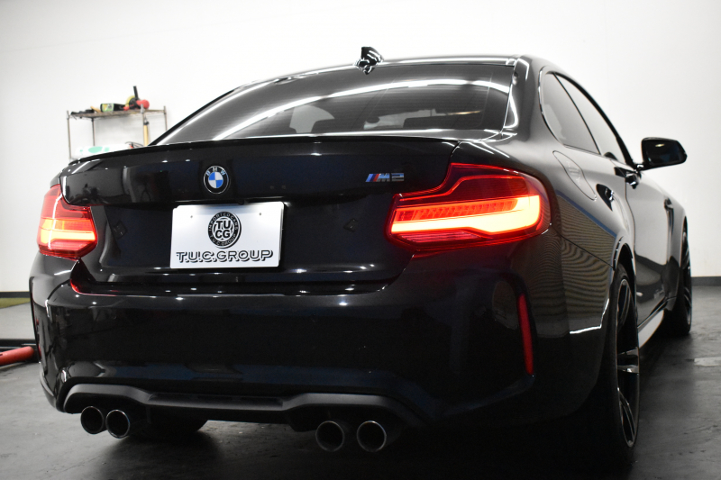 BMW Mシリーズ M2 6速MT LCI後期 ﾋｰﾀｰ付黒革 ｱﾀﾞﾌﾟﾃｨﾌﾞﾍｷｻｺﾞﾅﾙLEDﾍｯﾄﾞﾗｲﾄ&ﾃｰﾙ ﾀｯﾁﾊﾟﾈﾙHDDﾅﾋﾞBｶﾒﾗ 19AW 車線逸脱&歩行者警告 衝突軽減ﾌﾞﾚｰｷ ｶｰﾎﾞﾝｲﾝﾃﾘｱ ｽﾏｰﾄｷｰ 2年保証