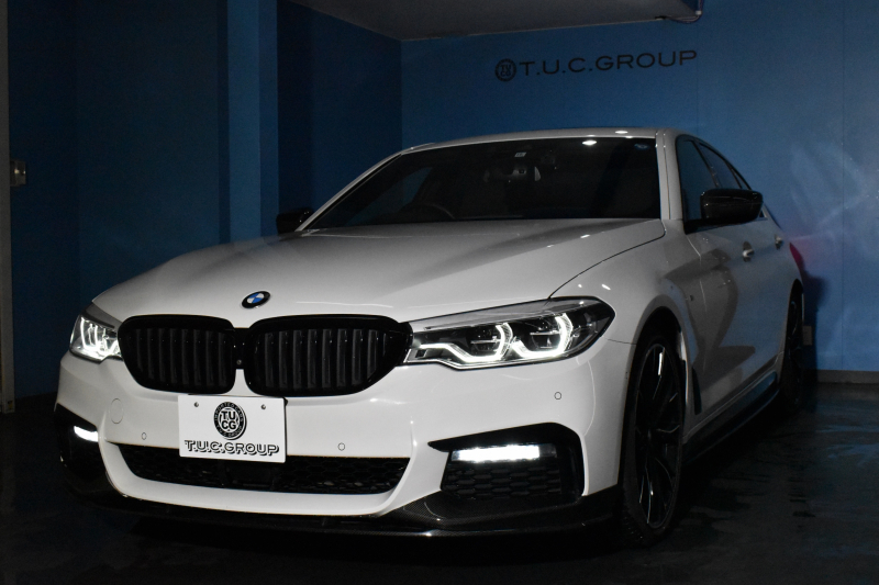 BMW 5シリーズ 540i Xﾄﾞﾗｲﾌﾞ Mｽﾎﾟｰﾂ ｺﾝﾌｫｰﾄ&ｲﾉﾍﾞｰｼｮﾝP ｻﾝﾙｰﾌ Mﾊﾟﾌｫﾏﾝｽﾊﾟｰﾂ多数 4WD G30型 直6ﾀｰﾎﾞ 340馬力 Fﾍﾞﾝﾁﾚｰｼｮﾝ&ﾏｯｻｰｼﾞ付全席ﾋｰﾀｰ付黒革 Mｽﾎﾟｰﾂﾌﾞﾚｰｷ ﾊｰﾏﾝｶｰﾄﾞﾝｻｳﾝﾄﾞ 4ｿﾞｰﾝAC 2年保証