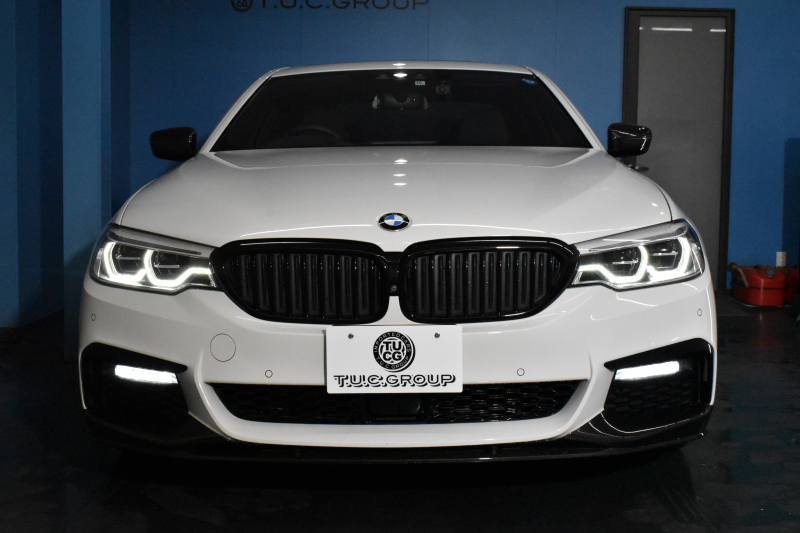 BMW 5シリーズ 540i Xﾄﾞﾗｲﾌﾞ Mｽﾎﾟｰﾂ ｺﾝﾌｫｰﾄ&ｲﾉﾍﾞｰｼｮﾝP ｻﾝﾙｰﾌ Mﾊﾟﾌｫﾏﾝｽﾊﾟｰﾂ多数 4WD G30型 直6ﾀｰﾎﾞ 340馬力 Fﾍﾞﾝﾁﾚｰｼｮﾝ&ﾏｯｻｰｼﾞ付全席ﾋｰﾀｰ付黒革 Mｽﾎﾟｰﾂﾌﾞﾚｰｷ ﾊｰﾏﾝｶｰﾄﾞﾝｻｳﾝﾄﾞ 4ｿﾞｰﾝAC 2年保証