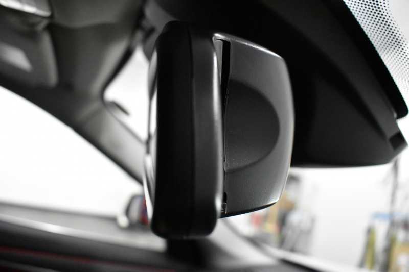 BMW X1 Xdrive18dｱｰﾊﾞﾆｽﾀ 西日本限定車  4WD ﾊｲﾗｲﾝ&ｺﾝﾌｫｰﾄP ｱﾄﾞﾊﾞﾝｽﾄﾞｱｸﾃｨﾌﾞｾｰﾌﾃｨP 追従ACC 変更後ﾀｯﾁﾊﾊﾟﾈﾙiﾄﾞﾗｲﾌﾞﾅﾋﾞBｶﾒﾗ Pｱｼｽﾄ 前後PDC  HUD ﾋｰﾀｰ付電動茶革 LEDﾍｯﾄﾞﾗｲﾄ 衝突軽減B 車線逸脱&歩行者警告 電動ﾄﾗﾝｸ  ｽﾏｰﾄｷｰ  2年保証