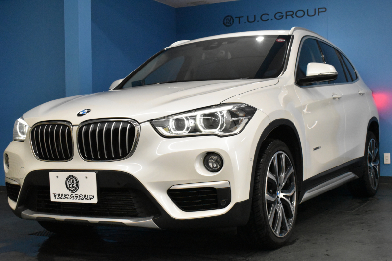 BMW X1 Xdrive18dｱｰﾊﾞﾆｽﾀ 西日本限定車  4WD ﾊｲﾗｲﾝ&ｺﾝﾌｫｰﾄP ｱﾄﾞﾊﾞﾝｽﾄﾞｱｸﾃｨﾌﾞｾｰﾌﾃｨP 追従ACC 変更後ﾀｯﾁﾊﾊﾟﾈﾙiﾄﾞﾗｲﾌﾞﾅﾋﾞBｶﾒﾗ Pｱｼｽﾄ 前後PDC  HUD ﾋｰﾀｰ付電動茶革 LEDﾍｯﾄﾞﾗｲﾄ 衝突軽減B 車線逸脱&歩行者警告 電動ﾄﾗﾝｸ  ｽﾏｰﾄｷｰ  2年保証