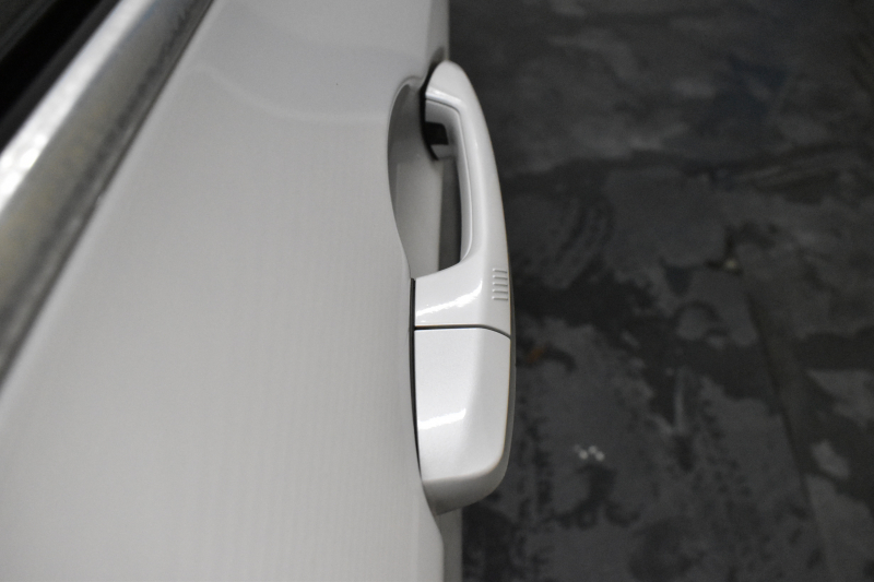 BMW X1 Xdrive18dｱｰﾊﾞﾆｽﾀ 西日本限定車  4WD ﾊｲﾗｲﾝ&ｺﾝﾌｫｰﾄP ｱﾄﾞﾊﾞﾝｽﾄﾞｱｸﾃｨﾌﾞｾｰﾌﾃｨP 追従ACC 変更後ﾀｯﾁﾊﾊﾟﾈﾙiﾄﾞﾗｲﾌﾞﾅﾋﾞBｶﾒﾗ Pｱｼｽﾄ 前後PDC  HUD ﾋｰﾀｰ付電動茶革 LEDﾍｯﾄﾞﾗｲﾄ 衝突軽減B 車線逸脱&歩行者警告 電動ﾄﾗﾝｸ  ｽﾏｰﾄｷｰ  2年保証