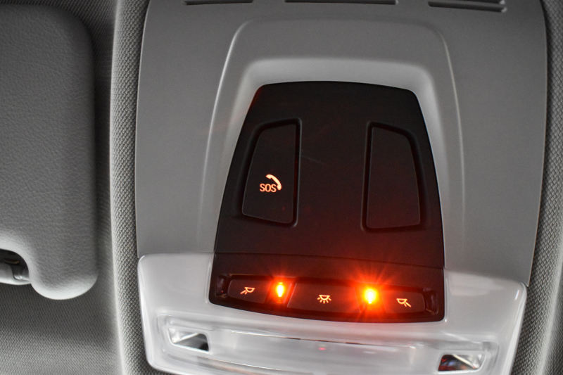 BMW X1 Xdrive18dｱｰﾊﾞﾆｽﾀ 西日本限定車  4WD ﾊｲﾗｲﾝ&ｺﾝﾌｫｰﾄP ｱﾄﾞﾊﾞﾝｽﾄﾞｱｸﾃｨﾌﾞｾｰﾌﾃｨP 追従ACC 変更後ﾀｯﾁﾊﾊﾟﾈﾙiﾄﾞﾗｲﾌﾞﾅﾋﾞBｶﾒﾗ Pｱｼｽﾄ 前後PDC  HUD ﾋｰﾀｰ付電動茶革 LEDﾍｯﾄﾞﾗｲﾄ 衝突軽減B 車線逸脱&歩行者警告 電動ﾄﾗﾝｸ  ｽﾏｰﾄｷｰ  2年保証