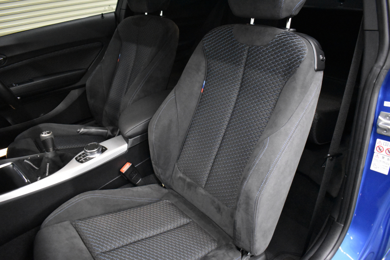 BMW 2シリーズ M240iｸｰﾍﾟ 後期 6速MT 1ｵｰﾅｰ 340馬力 直6ﾀｰﾎﾞ ﾍｷｻｺﾞﾅﾙLEDﾍｯﾄﾞ ｱﾀﾞﾌﾟﾃｨﾌﾞMｻｽﾍﾟﾝｼｮﾝ Mﾌﾞﾚｰｷ 18AW ｸﾙｺﾝ 車線逸脱&歩行者警告 衝突軽減ﾌﾞﾚｰｷ ﾋｰﾀｰ付ｱﾙｶﾝﾀｰﾗ電動ｽﾎﾟｰﾂｼｰﾄ 専用ｴｱﾛ ﾀｯﾁﾊﾟﾈﾙﾅﾋﾞ Bｶﾒﾗ Pｱｼｽﾄ 前後PDC 2年保証