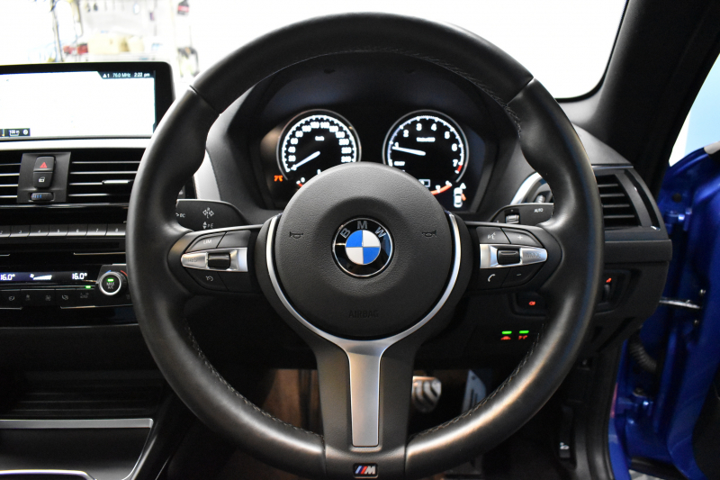 BMW 2シリーズ M240iｸｰﾍﾟ 後期 6速MT 1ｵｰﾅｰ 340馬力 直6ﾀｰﾎﾞ ﾍｷｻｺﾞﾅﾙLEDﾍｯﾄﾞ ｱﾀﾞﾌﾟﾃｨﾌﾞMｻｽﾍﾟﾝｼｮﾝ Mﾌﾞﾚｰｷ 18AW ｸﾙｺﾝ 車線逸脱&歩行者警告 衝突軽減ﾌﾞﾚｰｷ ﾋｰﾀｰ付ｱﾙｶﾝﾀｰﾗ電動ｽﾎﾟｰﾂｼｰﾄ 専用ｴｱﾛ ﾀｯﾁﾊﾟﾈﾙﾅﾋﾞ Bｶﾒﾗ Pｱｼｽﾄ 前後PDC 2年保証