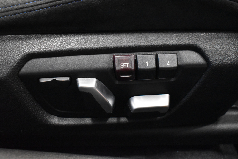 BMW 2シリーズ M240iｸｰﾍﾟ 後期 6速MT 1ｵｰﾅｰ 340馬力 直6ﾀｰﾎﾞ ﾍｷｻｺﾞﾅﾙLEDﾍｯﾄﾞ ｱﾀﾞﾌﾟﾃｨﾌﾞMｻｽﾍﾟﾝｼｮﾝ Mﾌﾞﾚｰｷ 18AW ｸﾙｺﾝ 車線逸脱&歩行者警告 衝突軽減ﾌﾞﾚｰｷ ﾋｰﾀｰ付ｱﾙｶﾝﾀｰﾗ電動ｽﾎﾟｰﾂｼｰﾄ 専用ｴｱﾛ ﾀｯﾁﾊﾟﾈﾙﾅﾋﾞ Bｶﾒﾗ Pｱｼｽﾄ 前後PDC 2年保証