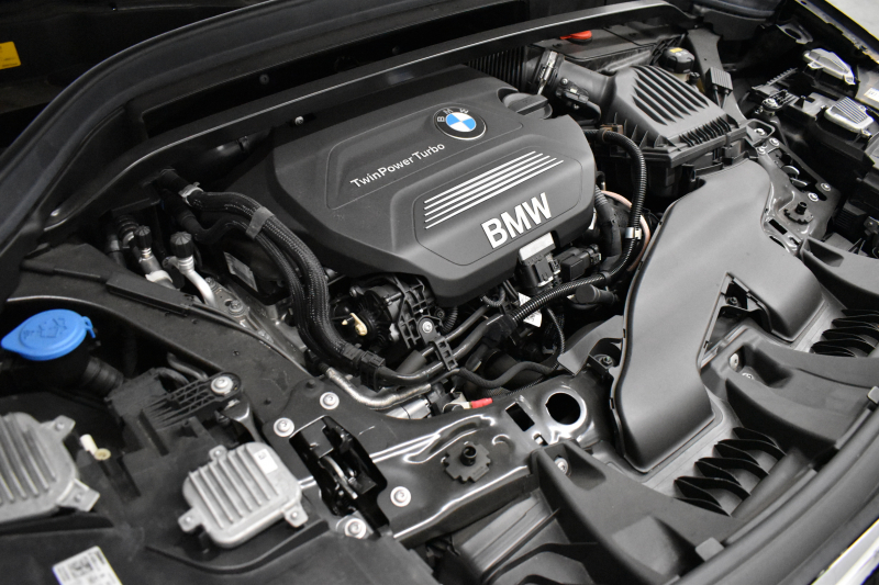 BMW X1 Xdrive18d Xﾗｲﾝ 4WD ﾊｲﾗｲﾝ&ｺﾝﾌｫｰﾄP ｱﾄﾞﾊﾞﾝｽﾄﾞｱｸﾃｨﾌﾞｾｰﾌﾃｨP 中期型 追従ACC HUD ﾋｰﾀｰ付電動ﾓｶ革 ﾀｯﾁﾊﾟﾈﾙiﾄﾞﾗｲﾌﾞﾅﾋﾞBｶﾒﾗ Pｱｼｽﾄ 前後PDC LEDﾍｯﾄﾞﾗｲﾄ 衝突軽減B 車線逸脱&歩行者警告 電動ﾄﾗﾝｸ  ｽﾏｰﾄｷｰ Bluetoothｵｰﾃﾞｨｵ＆通話 2年保証