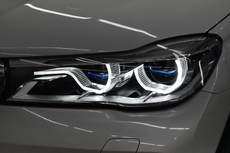 BMW 7シリーズ 740d XDrive Mｽﾎﾟｰﾂ ﾘｱｺﾝﾌｫｰﾄP 後席ﾓﾆﾀｰ ｻﾝﾙｰﾌ BMWﾚｰｻﾞｰLED 前席ﾏｯｻｰｼﾞ全席ﾋｰﾀｰ&ﾍﾞﾝﾁﾚｰｼｮﾝ付黒革 ACC HUD ﾊｰﾏﾝｶｰﾄﾞﾝ  ﾀｯﾁﾊﾟﾈﾙﾅﾋﾞ3Dﾋﾞｭｰ LCW 液晶ﾒｰﾀｰ 20AW 2年保証