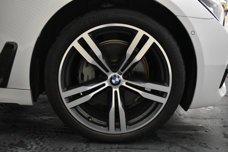 BMW 7シリーズ 740d XDrive Mｽﾎﾟｰﾂ ﾘｱｺﾝﾌｫｰﾄP 後席ﾓﾆﾀｰ ｻﾝﾙｰﾌ BMWﾚｰｻﾞｰLED 前席ﾏｯｻｰｼﾞ全席ﾋｰﾀｰ&ﾍﾞﾝﾁﾚｰｼｮﾝ付黒革 ACC HUD ﾊｰﾏﾝｶｰﾄﾞﾝ  ﾀｯﾁﾊﾟﾈﾙﾅﾋﾞ3Dﾋﾞｭｰ LCW 液晶ﾒｰﾀｰ 20AW 2年保証