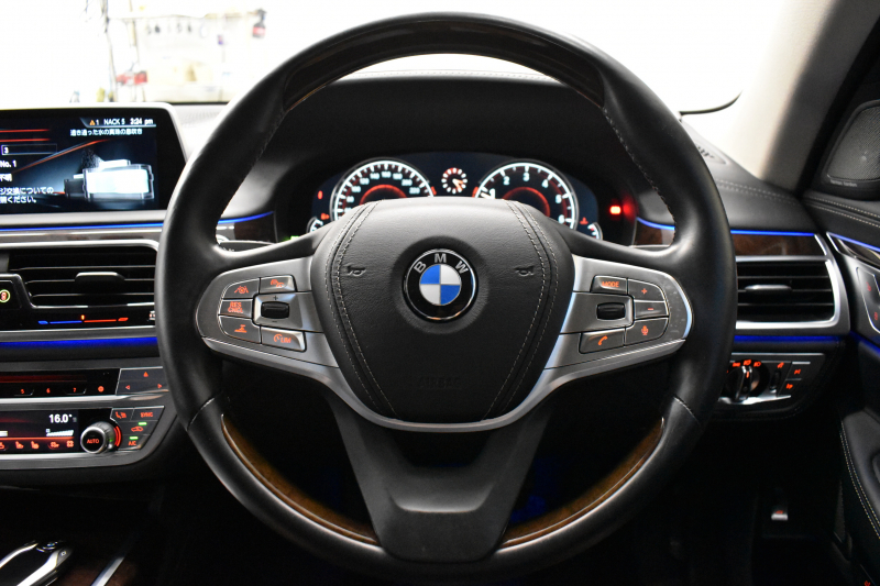 BMW 7シリーズ 740i ﾌﾟﾗｽP ｱﾝﾋﾞｴﾝﾄｴｱP  ﾚｰｻﾞｰLED ｻﾝR 追従ACC 全席ﾋｰﾀｰ付黒革 Fﾍﾞﾝﾁﾚｰｼｮﾝ&ﾏｯｻｰｼﾞ HUD ﾊｰﾏﾝｶｰﾄﾞﾝ 19AW 車線変更&逸脱&歩行者警告 ﾀｯﾁﾊﾟﾈﾙﾅﾋﾞ ｼﾞｪｽﾁｬｰｺﾝﾄﾛｰﾙ ﾌﾙｾｸﾞ 3Dﾋﾞｭｰ Bｶﾒﾗ 電動ﾄﾗﾝｸ ｽﾏｰﾄｷｰ 2年保証