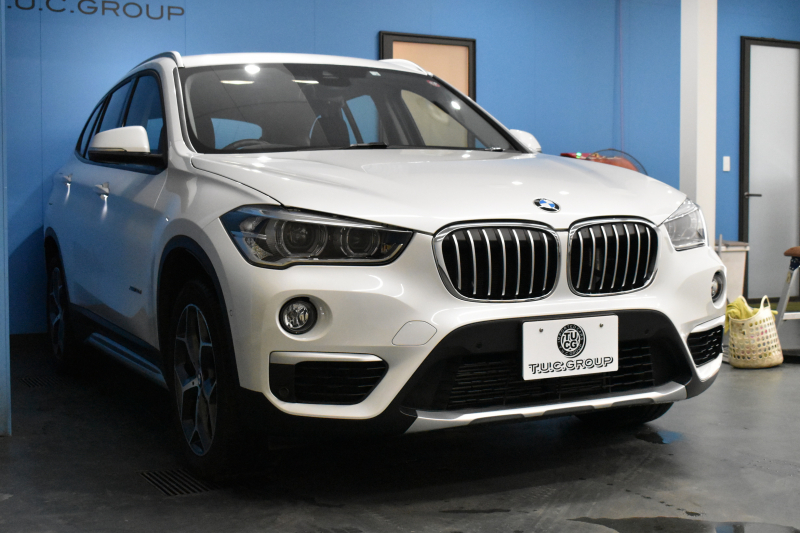 BMW X1 Xdrive18d Xﾗｲﾝ 4WD ﾊｲﾗｲﾝ&ｺﾝﾌｫｰﾄP ｱﾄﾞﾊﾞﾝｽﾄﾞｱｸﾃｨﾌﾞｾｰﾌﾃｨP 追従ACC HUD ﾋｰﾀｰ付電動黒革 ﾀｯﾁﾊﾟﾈﾙiﾄﾞﾗｲﾌﾞﾅﾋﾞ LEDﾍｯﾄﾞﾗｲﾄ 衝突軽減B 車線逸脱&歩行者警告  Bｶﾒﾗ Pｱｼｽﾄ 前後PDC 電動ﾄﾗﾝｸ  ｽﾏｰﾄｷｰ Bluetoothｵｰﾃﾞｨｵ＆通話 2年保証