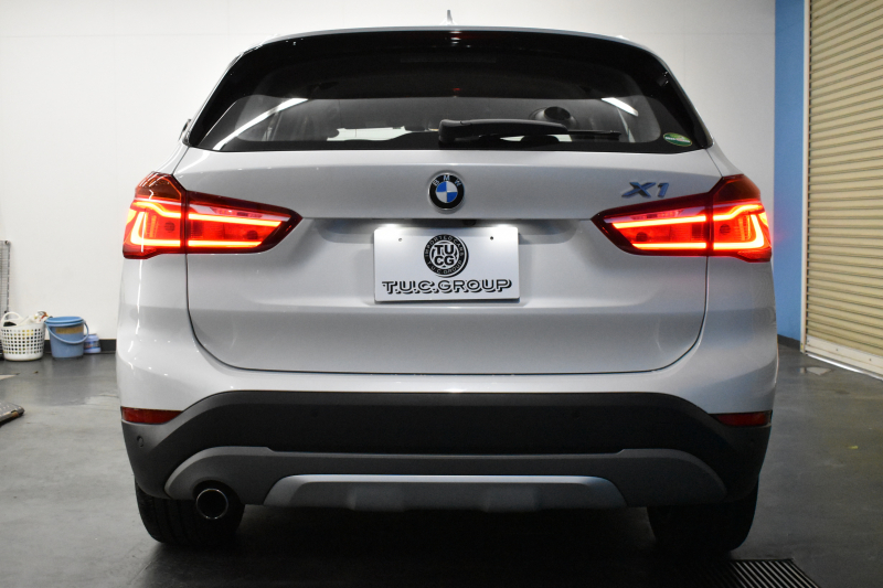 BMW X1 Xdrive18d Xﾗｲﾝ 4WD ﾊｲﾗｲﾝ&ｺﾝﾌｫｰﾄP ｱﾄﾞﾊﾞﾝｽﾄﾞｱｸﾃｨﾌﾞｾｰﾌﾃｨP 追従ACC HUD ﾋｰﾀｰ付電動黒革 ﾀｯﾁﾊﾟﾈﾙiﾄﾞﾗｲﾌﾞﾅﾋﾞ LEDﾍｯﾄﾞﾗｲﾄ 衝突軽減B 車線逸脱&歩行者警告  Bｶﾒﾗ Pｱｼｽﾄ 前後PDC 電動ﾄﾗﾝｸ  ｽﾏｰﾄｷｰ Bluetoothｵｰﾃﾞｨｵ＆通話 2年保証