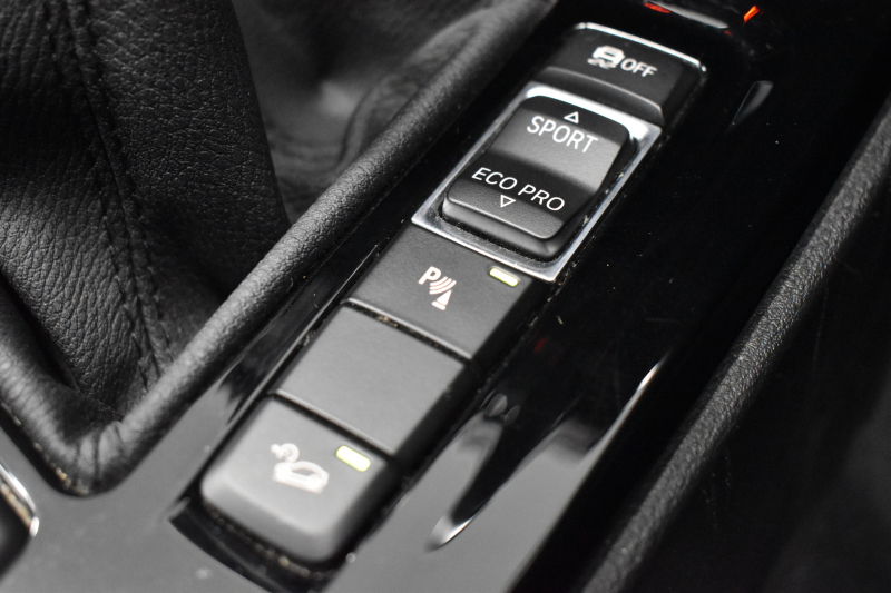 BMW X1 Xdrive18d Xﾗｲﾝ 4WD ﾊｲﾗｲﾝ&ｺﾝﾌｫｰﾄP ｱﾄﾞﾊﾞﾝｽﾄﾞｱｸﾃｨﾌﾞｾｰﾌﾃｨP 追従ACC HUD ﾋｰﾀｰ付電動黒革 ﾀｯﾁﾊﾟﾈﾙiﾄﾞﾗｲﾌﾞﾅﾋﾞ LEDﾍｯﾄﾞﾗｲﾄ 衝突軽減B 車線逸脱&歩行者警告  Bｶﾒﾗ Pｱｼｽﾄ 前後PDC 電動ﾄﾗﾝｸ  ｽﾏｰﾄｷｰ Bluetoothｵｰﾃﾞｨｵ＆通話 2年保証