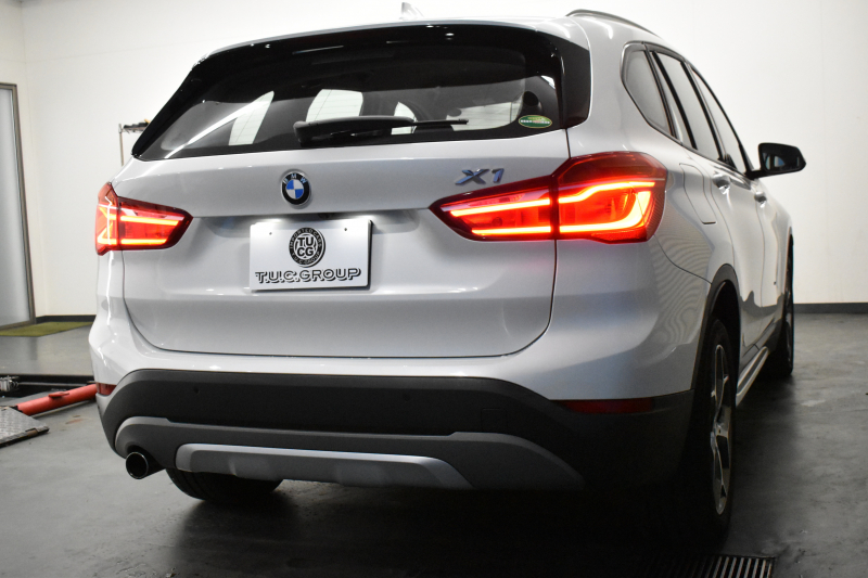 BMW X1 Xdrive18d Xﾗｲﾝ 4WD ﾊｲﾗｲﾝ&ｺﾝﾌｫｰﾄP ｱﾄﾞﾊﾞﾝｽﾄﾞｱｸﾃｨﾌﾞｾｰﾌﾃｨP 追従ACC HUD ﾋｰﾀｰ付電動黒革 ﾀｯﾁﾊﾟﾈﾙiﾄﾞﾗｲﾌﾞﾅﾋﾞ LEDﾍｯﾄﾞﾗｲﾄ 衝突軽減B 車線逸脱&歩行者警告  Bｶﾒﾗ Pｱｼｽﾄ 前後PDC 電動ﾄﾗﾝｸ  ｽﾏｰﾄｷｰ Bluetoothｵｰﾃﾞｨｵ＆通話 2年保証