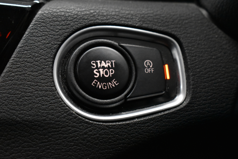 BMW X1 Xdrive18d Xﾗｲﾝ 4WD ﾊｲﾗｲﾝ&ｺﾝﾌｫｰﾄP ｱﾄﾞﾊﾞﾝｽﾄﾞｱｸﾃｨﾌﾞｾｰﾌﾃｨP 追従ACC HUD ﾋｰﾀｰ付電動黒革 ﾀｯﾁﾊﾟﾈﾙiﾄﾞﾗｲﾌﾞﾅﾋﾞ LEDﾍｯﾄﾞﾗｲﾄ 衝突軽減B 車線逸脱&歩行者警告  Bｶﾒﾗ Pｱｼｽﾄ 前後PDC 電動ﾄﾗﾝｸ  ｽﾏｰﾄｷｰ Bluetoothｵｰﾃﾞｨｵ＆通話 2年保証