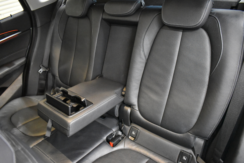 BMW X1 Xdrive18d Xﾗｲﾝ 4WD ﾊｲﾗｲﾝ&ｺﾝﾌｫｰﾄP ｱﾄﾞﾊﾞﾝｽﾄﾞｱｸﾃｨﾌﾞｾｰﾌﾃｨP 追従ACC HUD ﾋｰﾀｰ付電動黒革 ﾀｯﾁﾊﾟﾈﾙiﾄﾞﾗｲﾌﾞﾅﾋﾞ LEDﾍｯﾄﾞﾗｲﾄ 衝突軽減B 車線逸脱&歩行者警告  Bｶﾒﾗ Pｱｼｽﾄ 前後PDC 電動ﾄﾗﾝｸ  ｽﾏｰﾄｷｰ Bluetoothｵｰﾃﾞｨｵ＆通話 2年保証