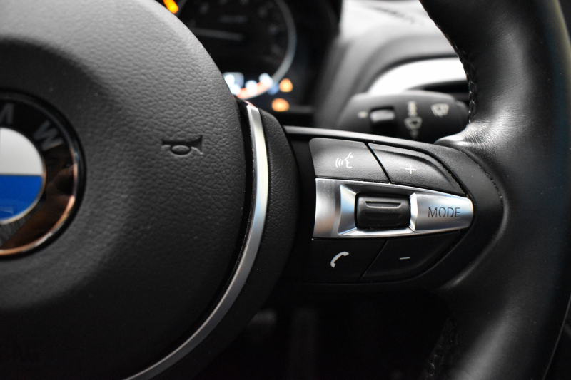 BMW 2シリーズ M235i 6速MT 直6ﾀｰﾎﾞ326馬力 18AW KW車高調 Fｶｰﾎﾞﾝﾘｯﾌﾟ ﾀｯﾁﾊﾟｯﾄﾞ式iﾄﾞﾗｲﾌﾞHDDﾅﾋﾞ ｱﾀﾞﾌﾟﾃｨﾌﾞMｻｽ 大型ﾌﾞﾚｰｷｼｽﾃﾑ 車線逸脱&歩行者警告 衝突軽減ﾌﾞﾚｰｷ ﾘﾔPDC Bｶﾒﾗ ﾄﾞﾗﾊﾟﾌｫ ｽﾏｰﾄｷｰ2年保証